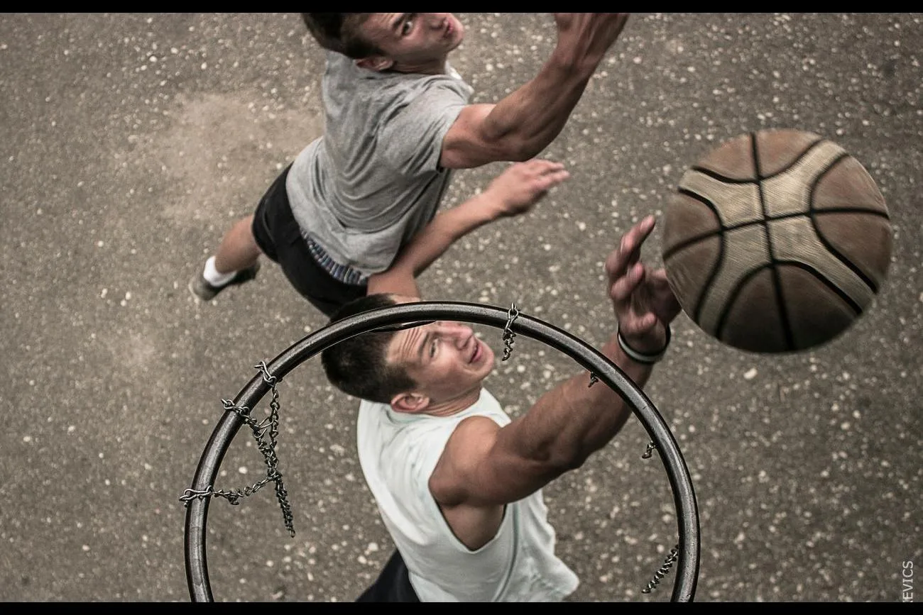 5 Ways Entrepreneurs Can Gain a Competitive Advantage